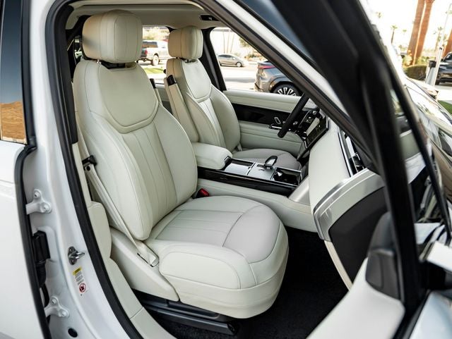 2026 Land Rover Range Rover SE LWB