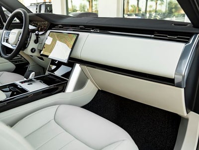2026 Land Rover Range Rover SE LWB