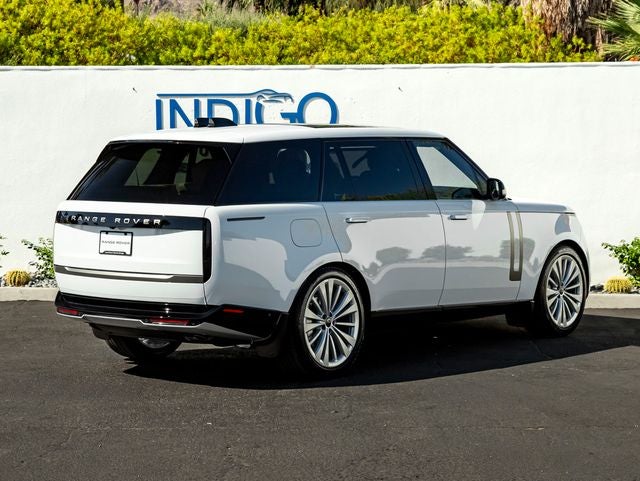 2026 Land Rover Range Rover SE LWB