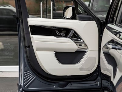 2026 Land Rover Range Rover SE LWB