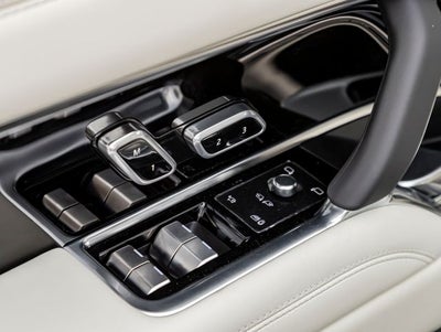 2026 Land Rover Range Rover SE LWB