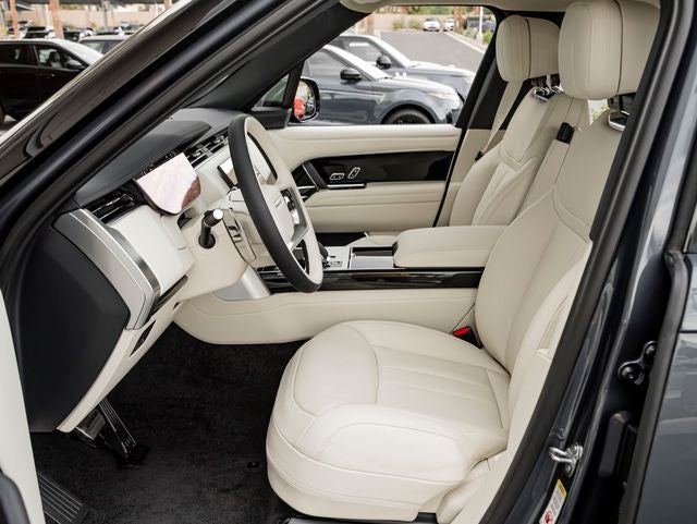 2026 Land Rover Range Rover SE LWB