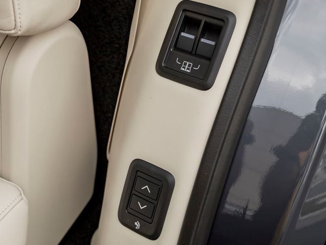 2026 Land Rover Range Rover SE LWB