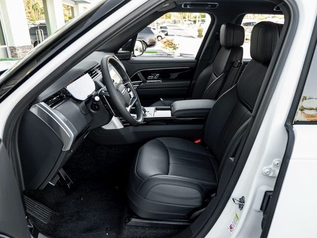 2025 Land Rover Range Rover SE LWB