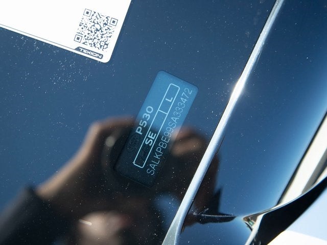 2025 Land Rover Range Rover SE LWB