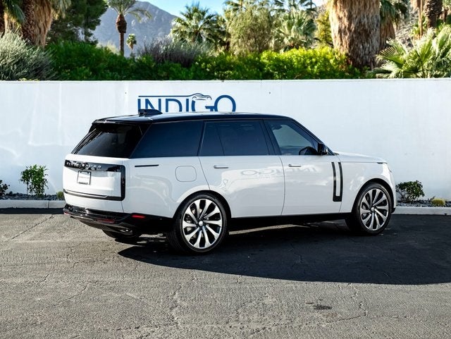 2025 Land Rover Range Rover SE LWB