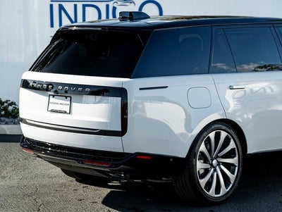 2025 Land Rover Range Rover SE LWB