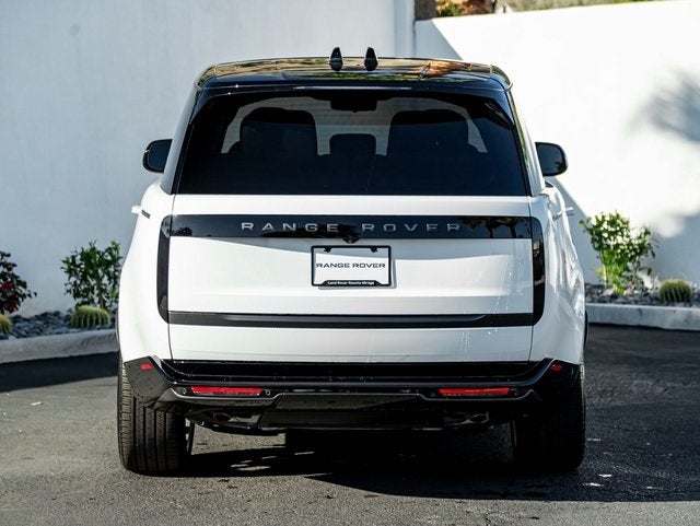 2025 Land Rover Range Rover SE LWB