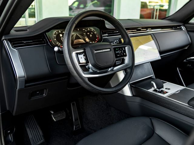 2026 Land Rover Range Rover SE LWB