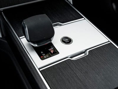 2026 Land Rover Range Rover SE LWB