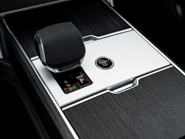 2026 Land Rover Range Rover SE LWB