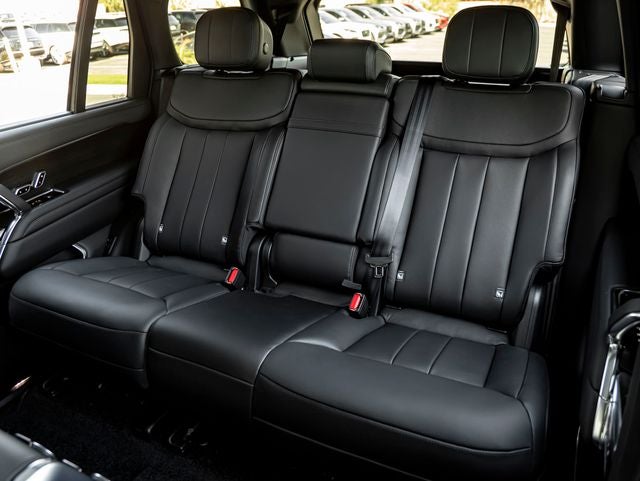 2026 Land Rover Range Rover SE LWB