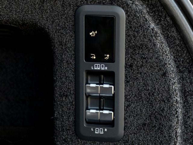 2026 Land Rover Range Rover SE LWB