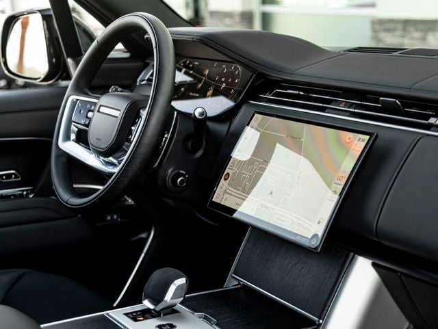2026 Land Rover Range Rover SE LWB