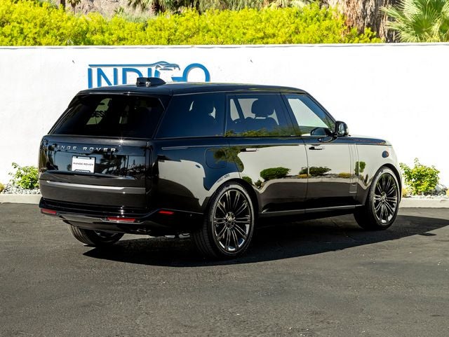 2026 Land Rover Range Rover SE LWB
