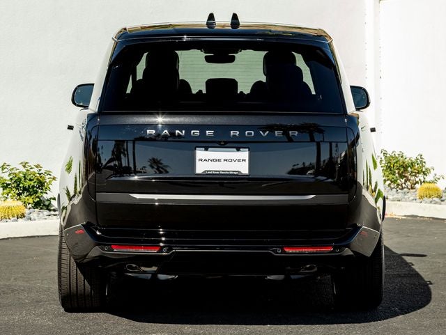 2026 Land Rover Range Rover SE LWB