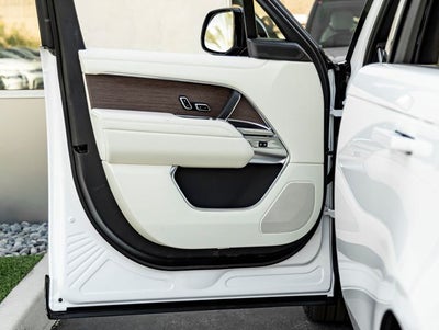 2026 Land Rover Range Rover SE LWB