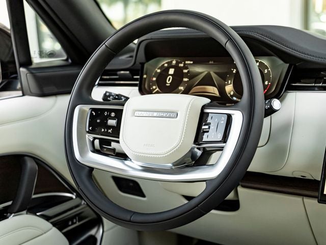 2026 Land Rover Range Rover SE LWB