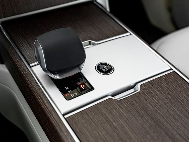 2026 Land Rover Range Rover SE LWB