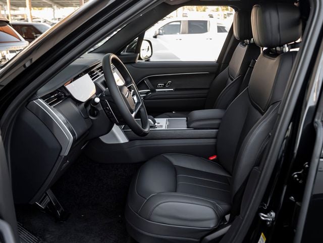 2026 Land Rover Range Rover SE LWB