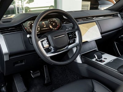2026 Land Rover Range Rover SE LWB