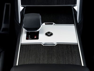 2026 Land Rover Range Rover SE LWB