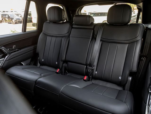 2026 Land Rover Range Rover SE LWB