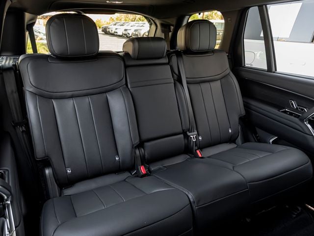 2026 Land Rover Range Rover SE LWB