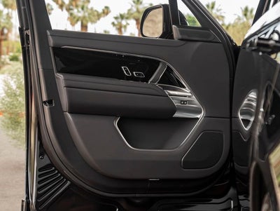 2026 Land Rover Range Rover SE LWB