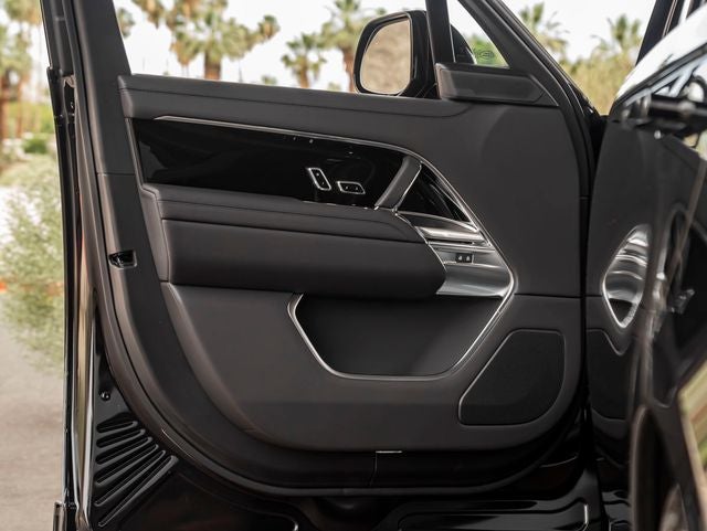 2026 Land Rover Range Rover SE LWB