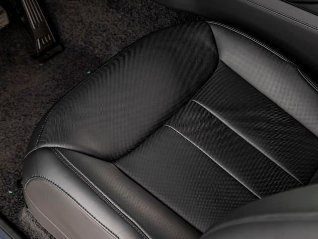 2026 Land Rover Range Rover SE LWB