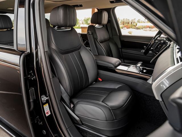 2026 Land Rover Range Rover SE LWB