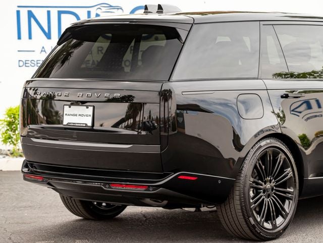 2026 Land Rover Range Rover SE LWB
