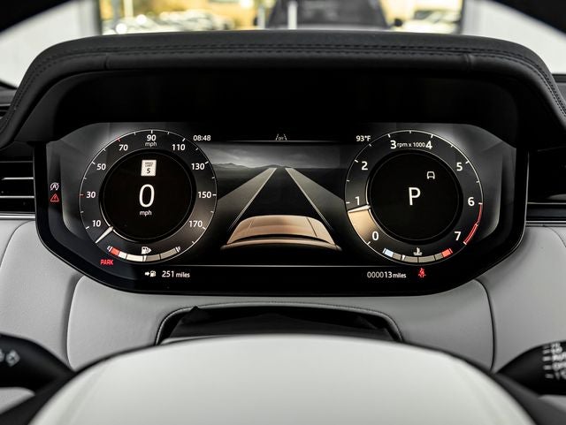 2026 Land Rover Range Rover SE LWB