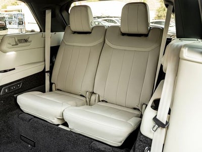2026 Land Rover Range Rover SE LWB