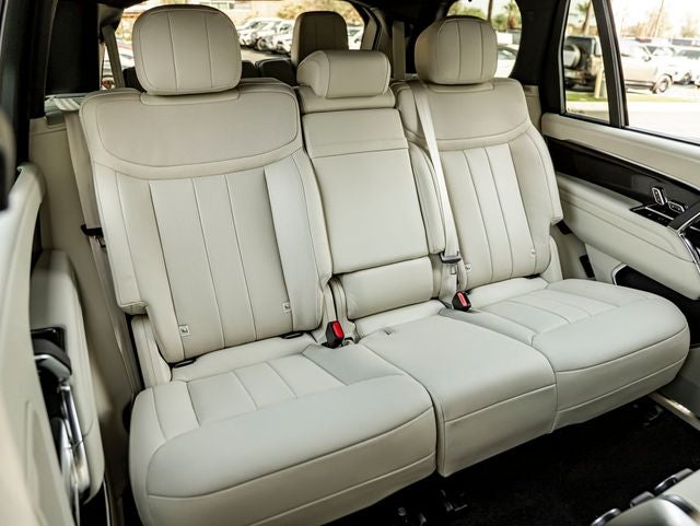 2026 Land Rover Range Rover SE LWB