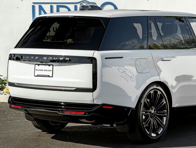 2026 Land Rover Range Rover SE LWB