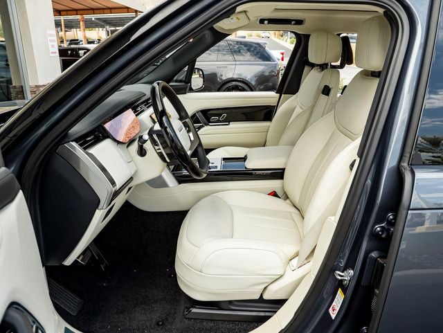 2026 Land Rover Range Rover SE LWB