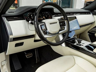 2026 Land Rover Range Rover SE LWB