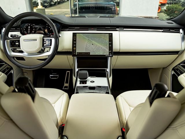 2026 Land Rover Range Rover SE LWB