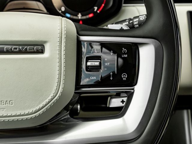 2026 Land Rover Range Rover SE LWB