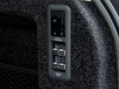 2026 Land Rover Range Rover SE LWB