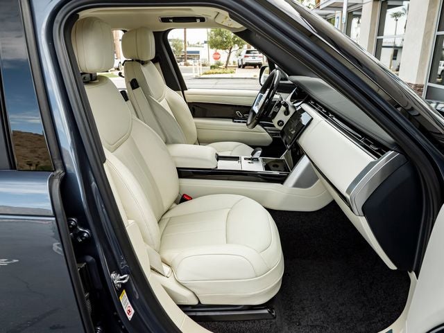 2026 Land Rover Range Rover SE LWB