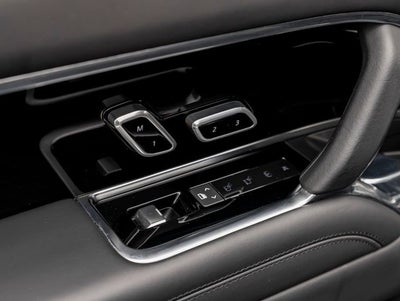 2023 Land Rover Range Rover SE LWB