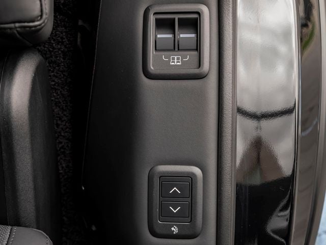 2023 Land Rover Range Rover SE LWB