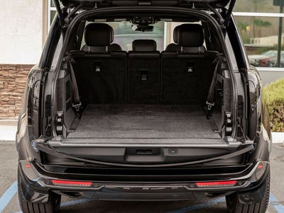 2023 Land Rover Range Rover SE LWB