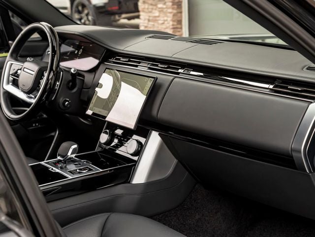 2023 Land Rover Range Rover SE LWB