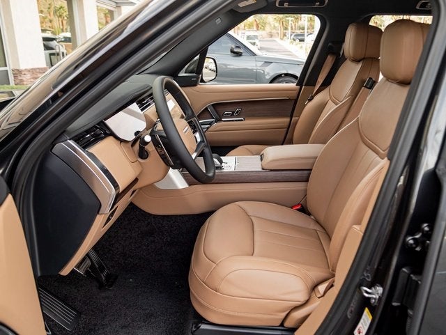 2026 Land Rover Range Rover SE LWB