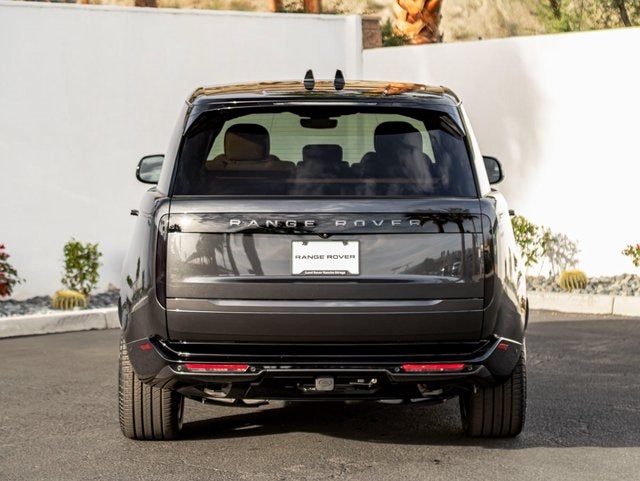 2026 Land Rover Range Rover SE LWB