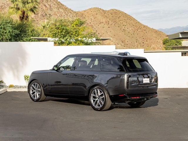 2026 Land Rover Range Rover SE LWB